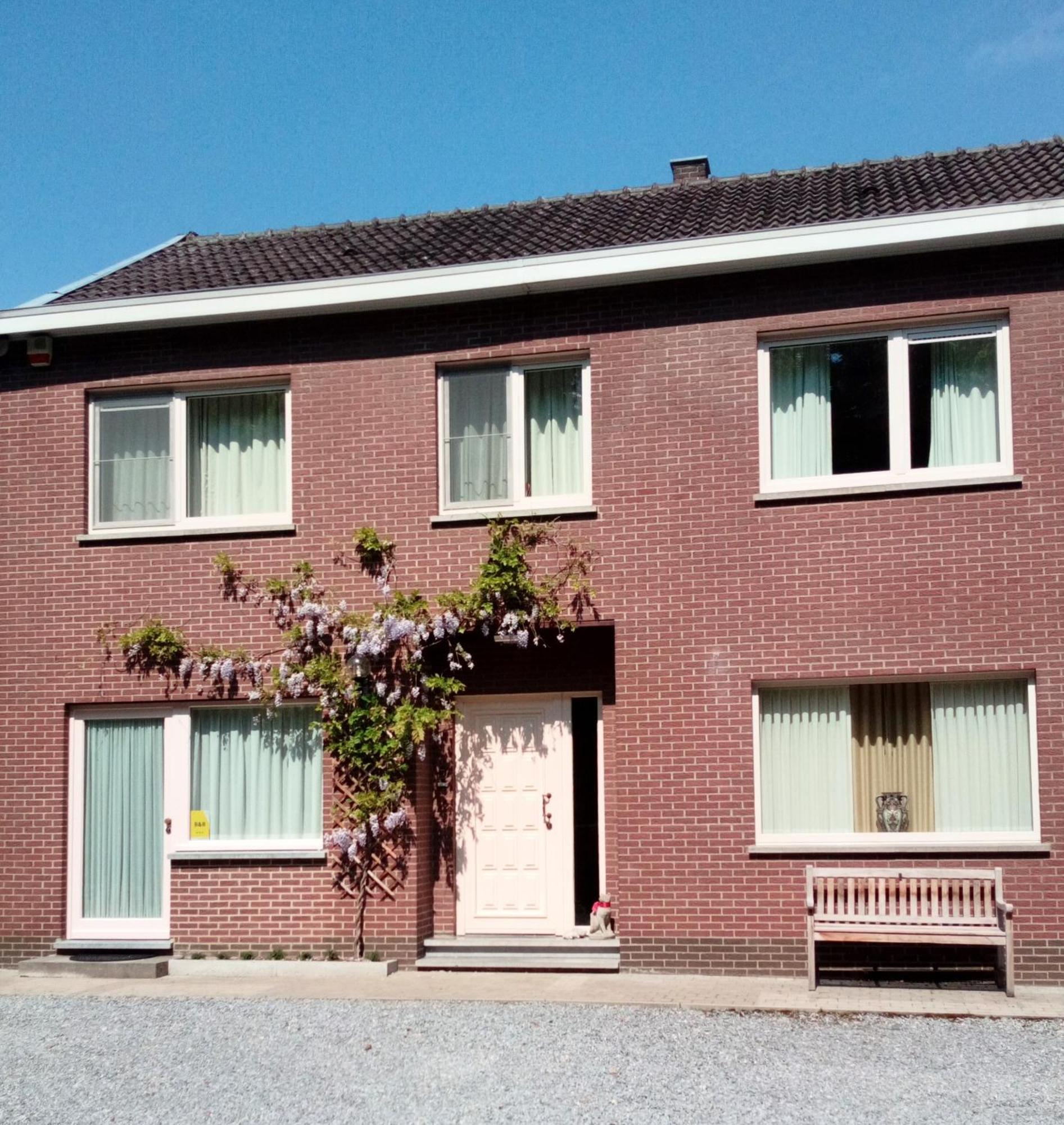 Liry'S Home Tongeren Luaran gambar